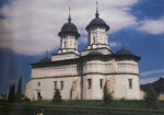 Y25090070